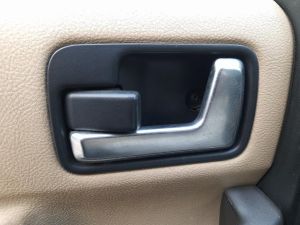 MANIGLIA PORTA INT. ANT. SX. LAND ROVER DISCOVERY «III» (2005)