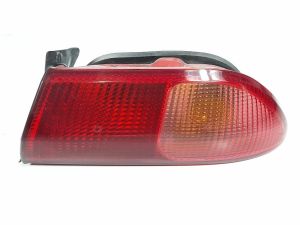 FANALE EST. POST. DX. ALFA ROMEO 156 «I» (1998)