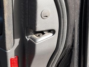 SERRATURA PORTA ANT. DX. AUDI A4 «8ED» AVANT (2005)