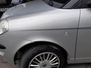 PARAFANGO ANT. SX. LANCIA YPSILON «I» (2004) [it040431]