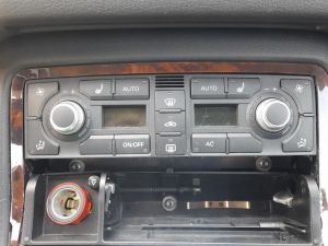 MODULO COMANDO RISCALDAMENTO / CLIMA   AUDI A8 «4E» (2003) [it053981]