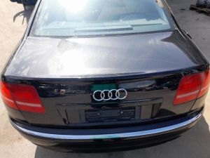 PORTELLO POST.  AUDI A8 «4E» (2003) [it053966]