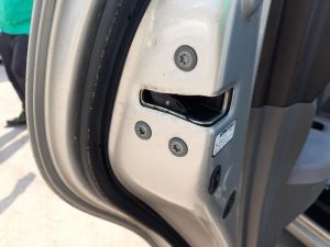 SERRATURA PORTA POST. SX. TOYOTA PRIUS «I» (2004) [it054323]