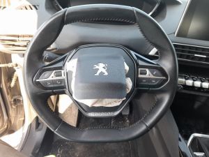 VOLANTE   PEUGEOT 3008 «II» (2016) [it054694]