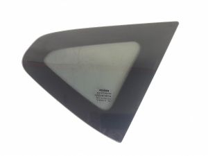 CRISTALLO FISSO PARAFANGO POST. DX. NISSAN QASHQAI «I» (2010) [it043039]