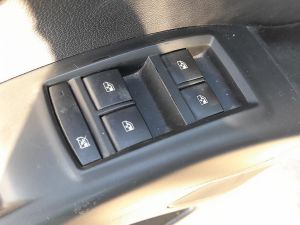 INTERRUTTORE ALZACRISTALLI ANT. SX. OPEL MERIVA «B» (2014) [it054823]