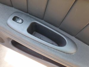 INTERRUTTORE ALZACRISTALLI ANT. DX. ALFA ROMEO 156 «II» SPORTWAGON (2003) [it055149]