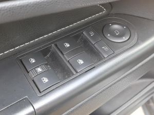 INTERRUTTORE ALZACRISTALLI ANT. SX. OPEL ZAFIRA «B» (2005) [it061811]