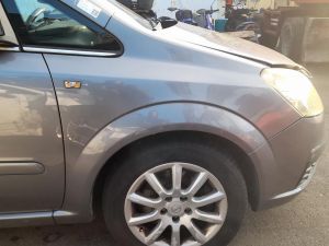 PARAFANGO ANT. DX. OPEL ZAFIRA «B» (2005) [it061833]