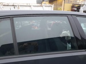 CRISTALLO SCENDENTE PORTA POST. DX. VOLKSWAGEN GOLF «VII» (2013) [it064255]