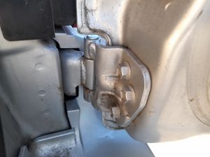 CERNIERA PORTELLO INF. POST. DX. SUZUKI JIMNY «I» (1999) [it077827]