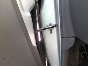 TIRANTE ARRESTO APERTURA PORTA ANT. SX. SUZUKI JIMNY «I» (1999) [it077823]